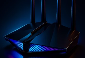 روتر گیمینگ ASUS RT-AX82U V2 با سرعت AX5400 و نورپردازی RGB مناسب شبکه خانگی و بازی | کستل